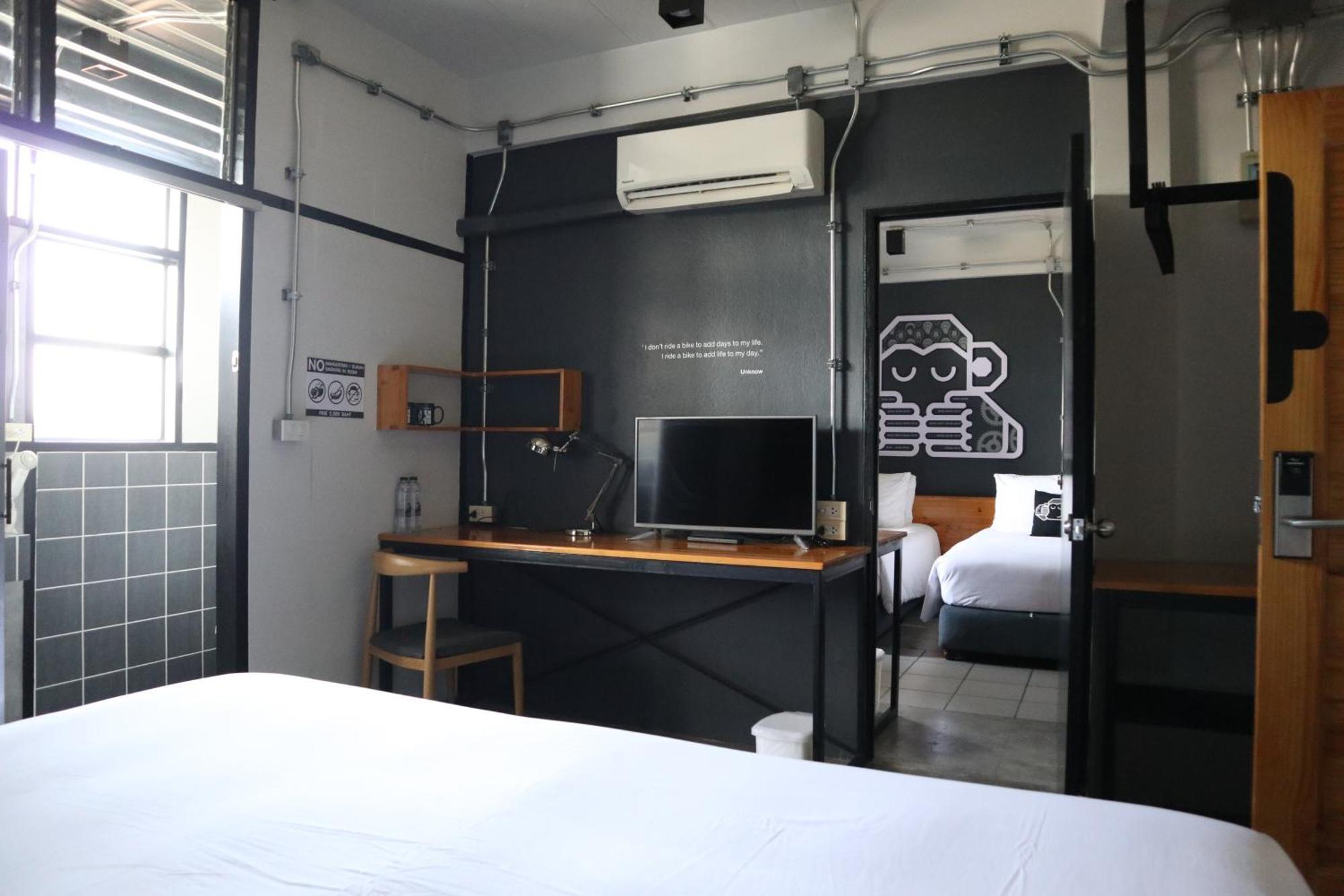 Blu Monkey Hub & Hotel Surat Thani Zewnętrze zdjęcie